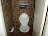 383-Toilettes